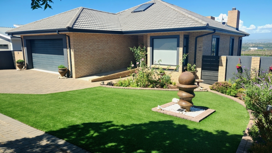 3 Bedroom Property for Sale in Monte Christo Western Cape